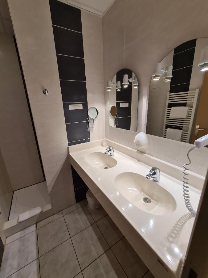 Hostellerie Du Cantal Murat  Εξωτερικό φωτογραφία